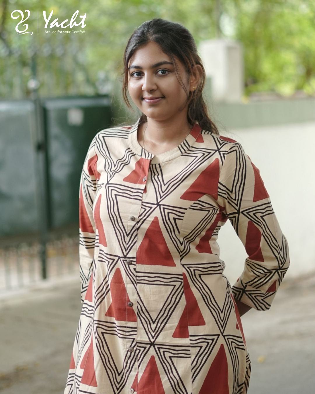 ✨ Terracotta Geometry Aline Kurti