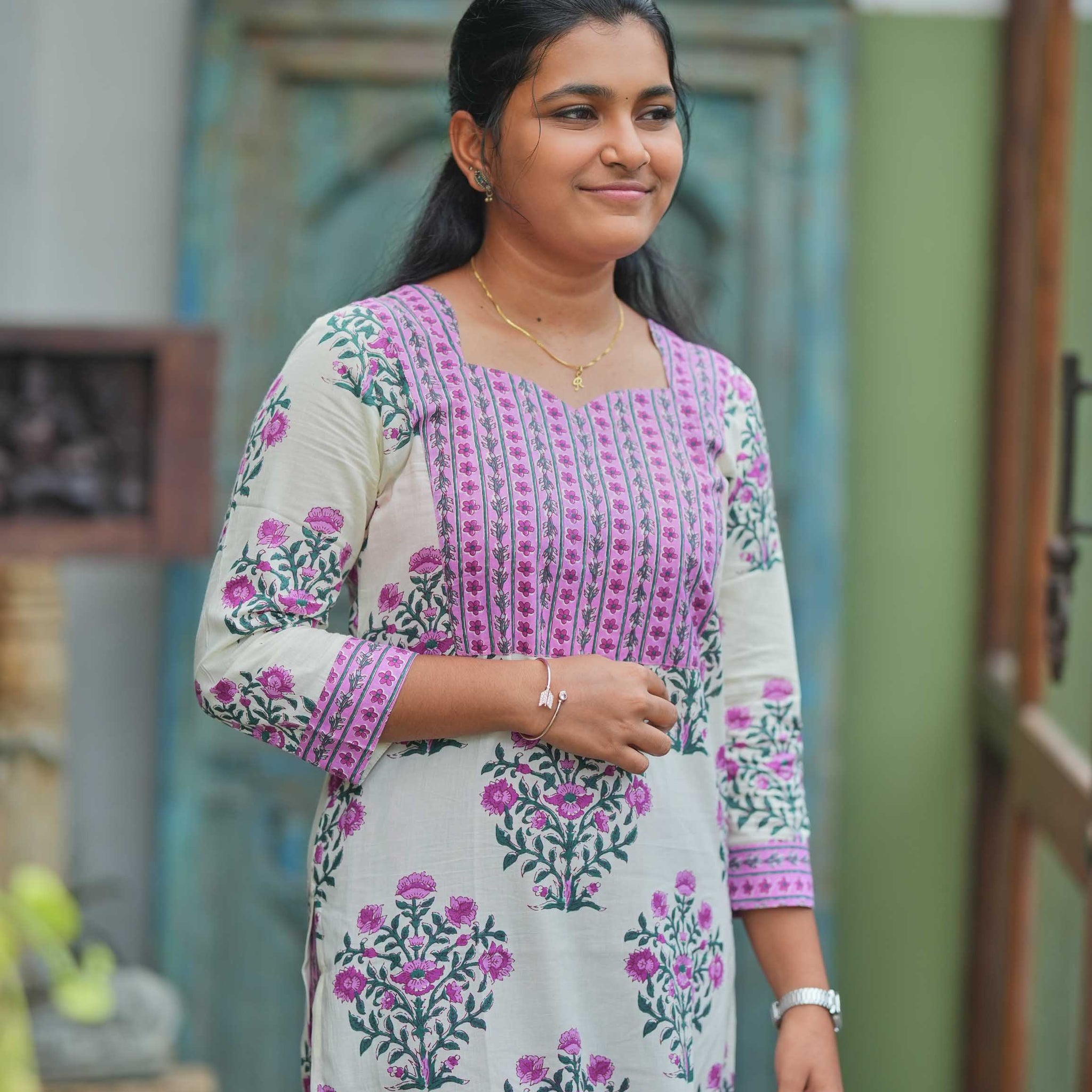 "🌸Blooming Grace Cotton Kurti Set"