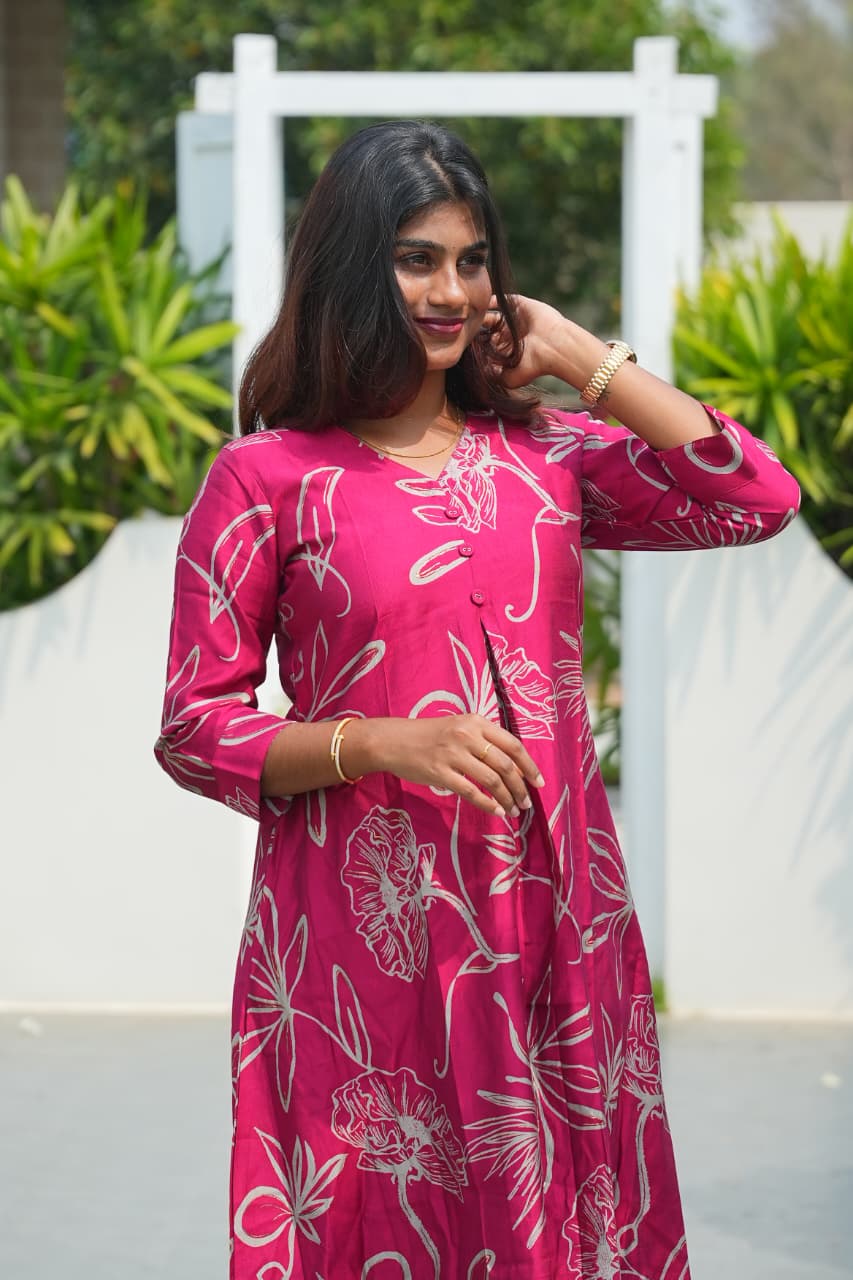 💖Base: Rani pink A-line printed kurti (long length)