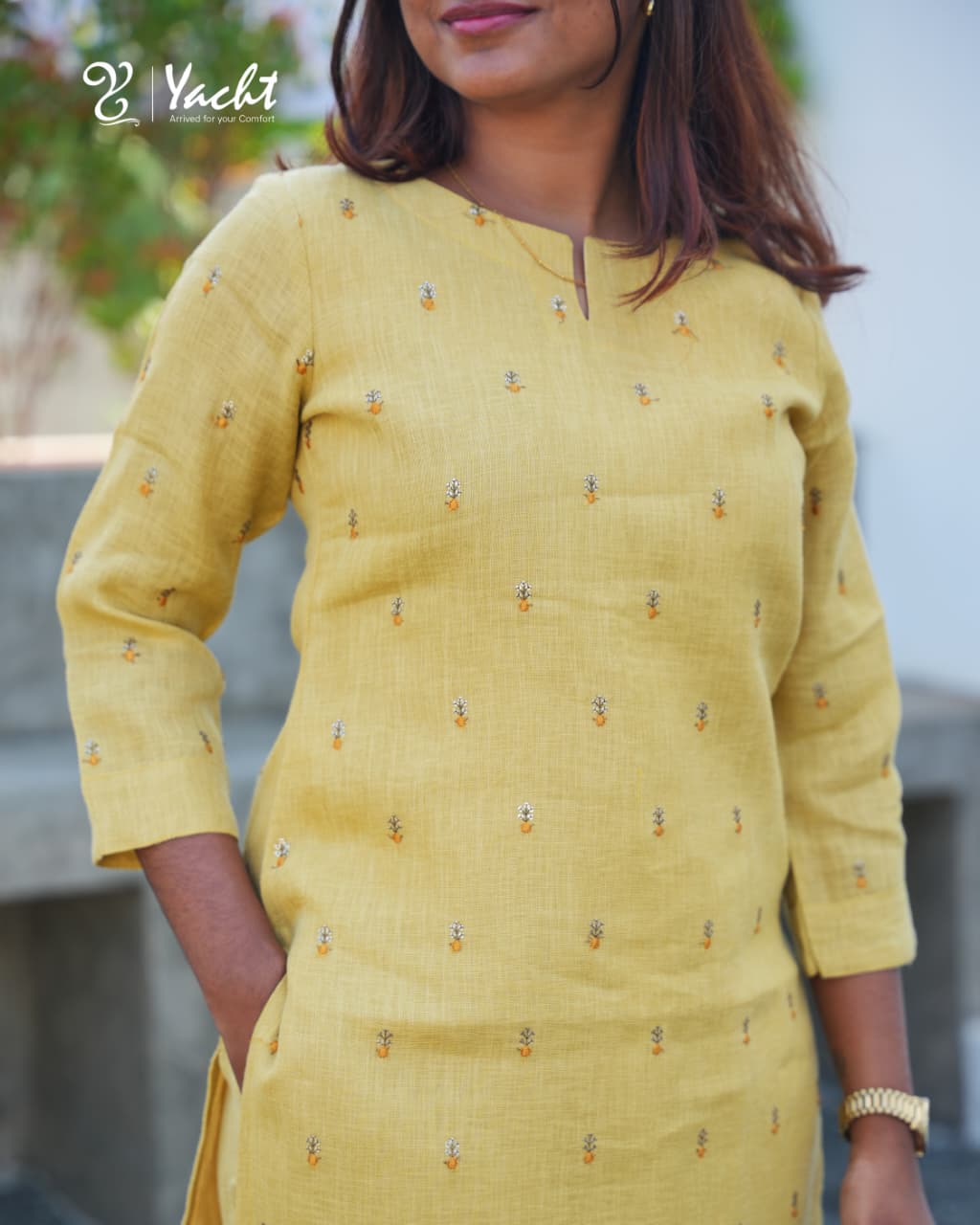 💛 Lemon yellow Straight-Cut Embroidered Kurti Set