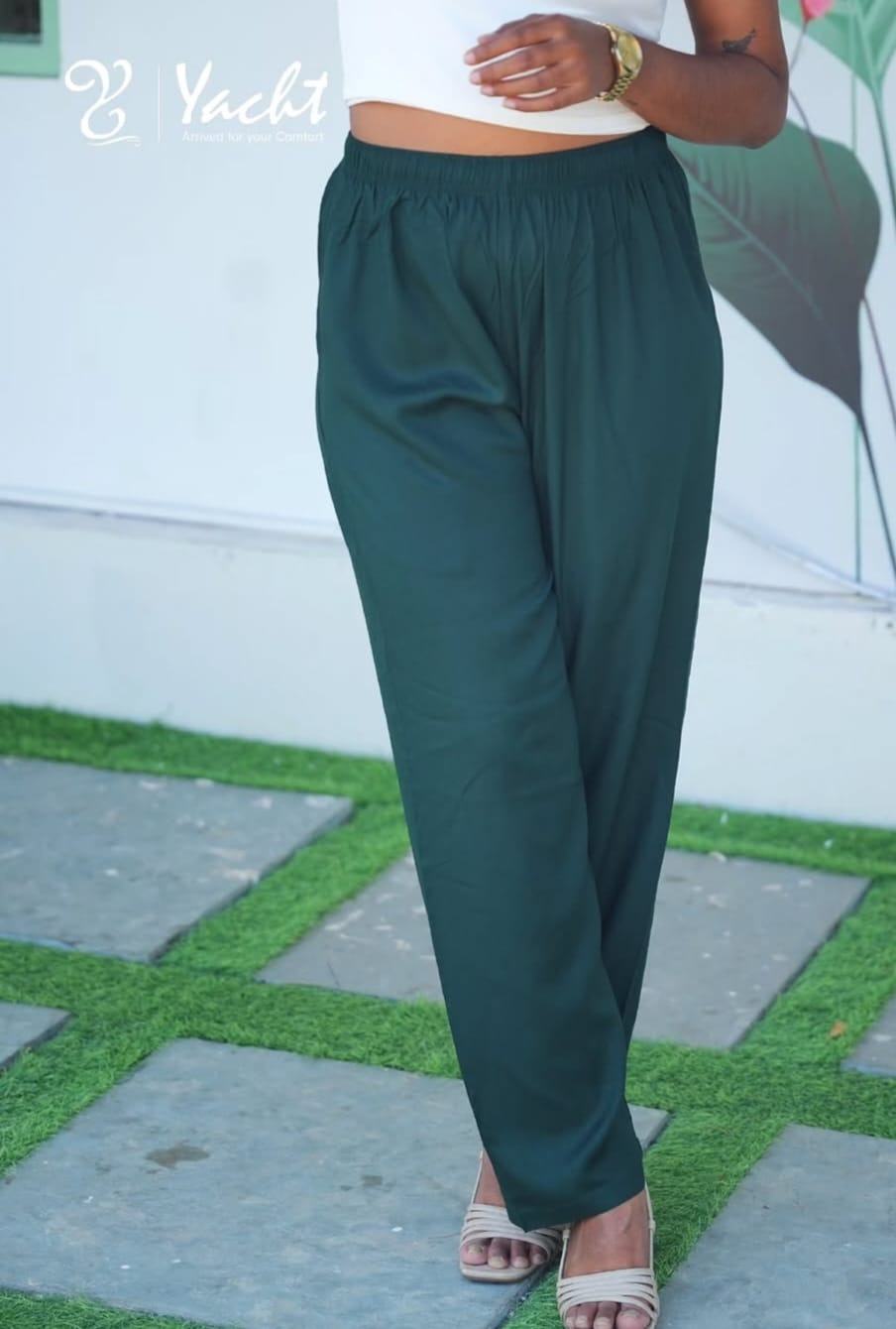 💚Bottle Green Straight Pants