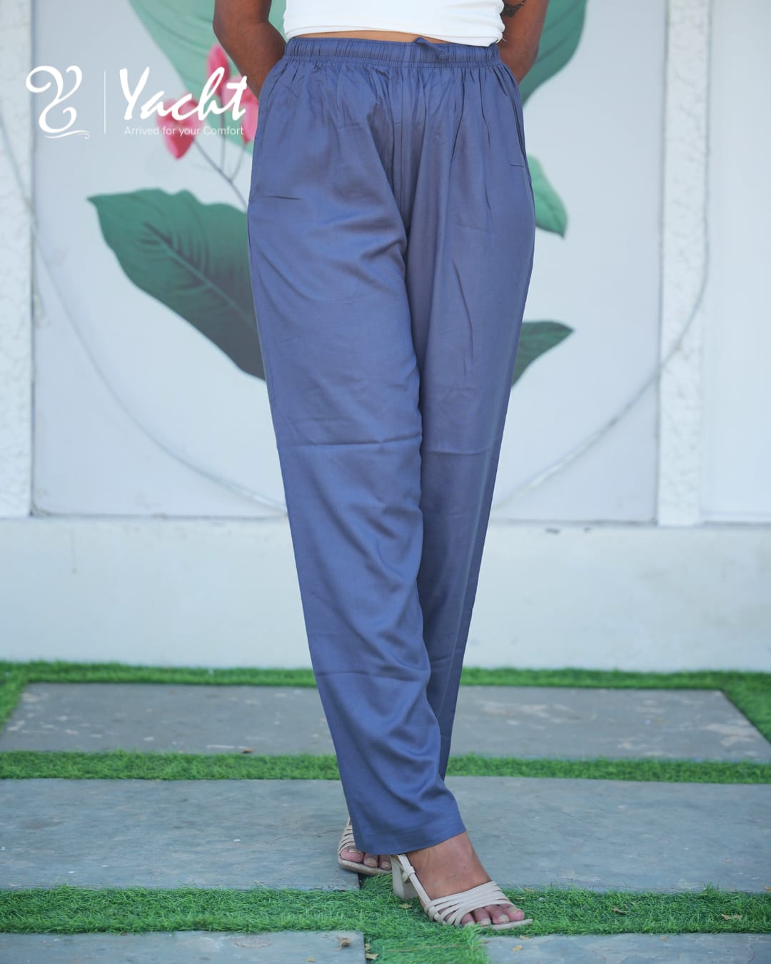 🤍Dark grey Straight Pants