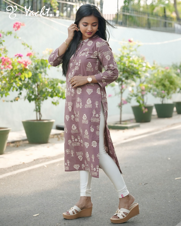 ✨Mauve Tribal Charm Straight Kurti  👚 Fabric: